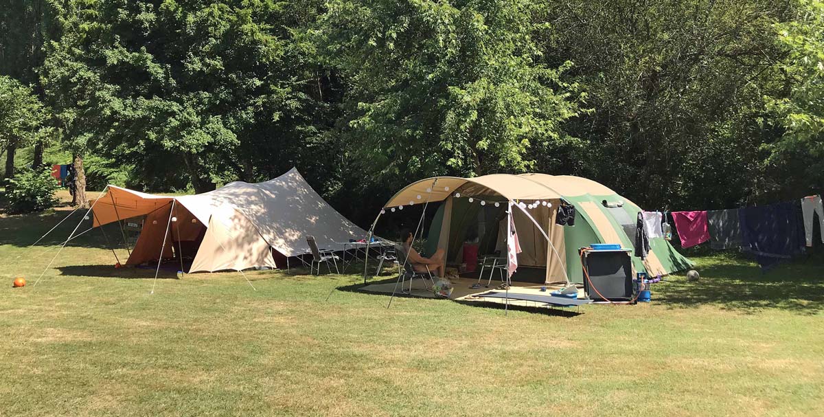 Camping dans la nature en Nouvelle Aquitaine